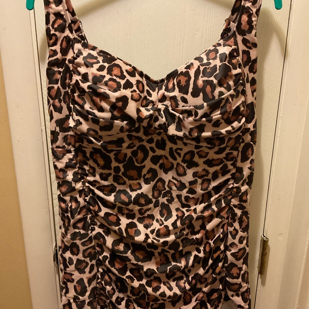 Women’s Leopard print swimsuit